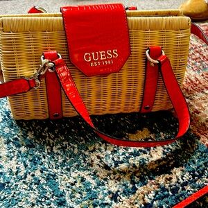 Adorable basket cross body bag by Guess !!!